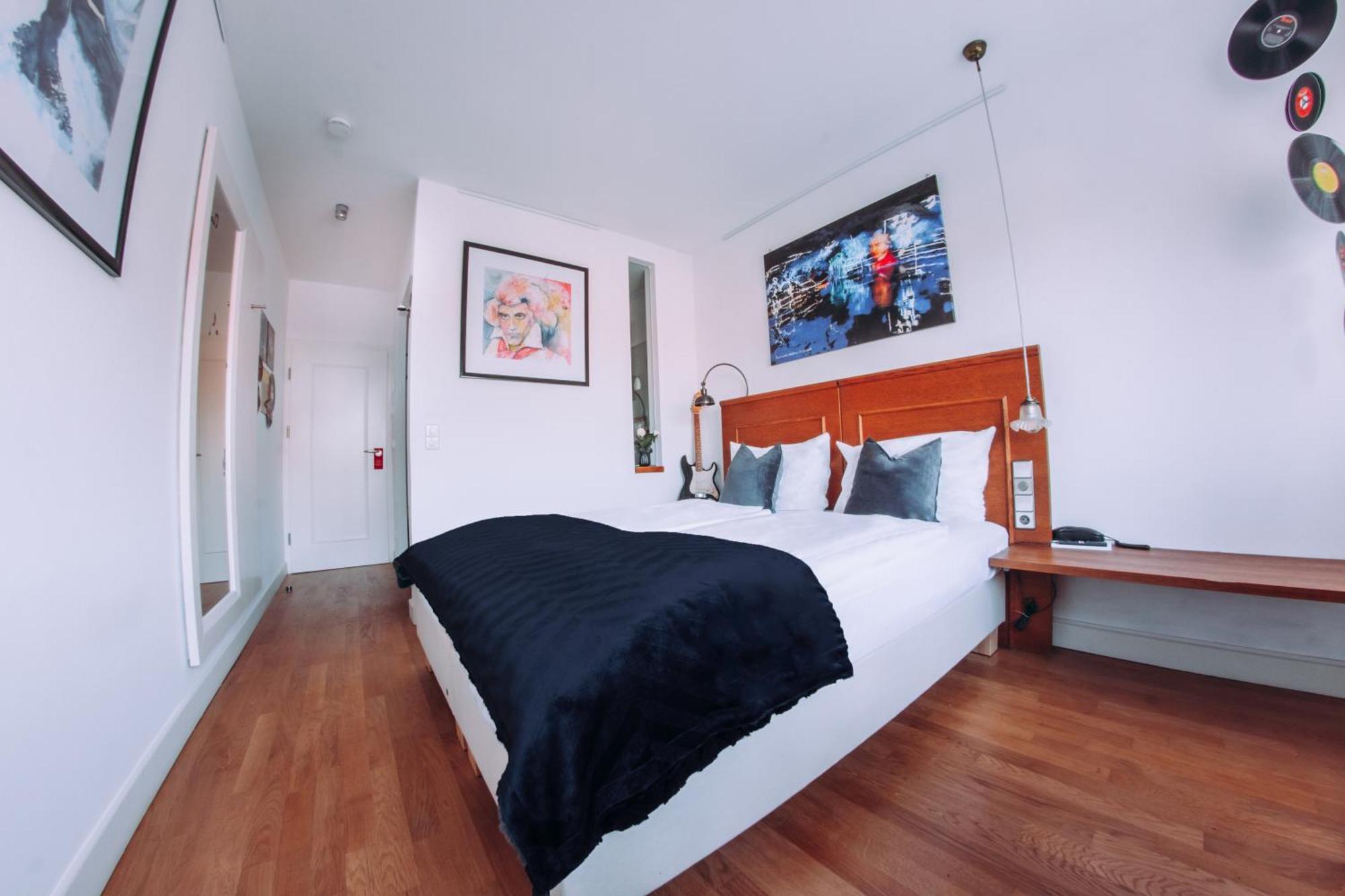 Hotel Zum Ochsen Oberstenfeld ภายนอก รูปภาพ